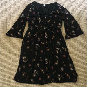 pretty black flower midi dress